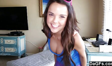 Kỳ lạ cô bé nói dối lây lan cô ấy chân ngoài và để phímec khong che cho cô ấy người bạn hút cô ấy clit