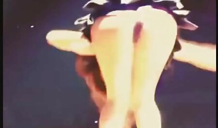 Hãy để cô ấy làm điều đó phim sec che với bạn