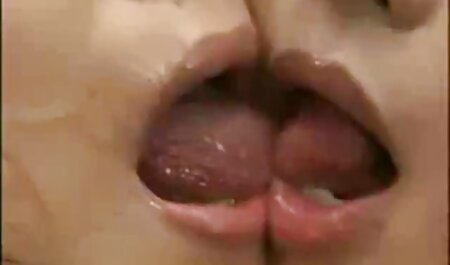 Người phụ nữ xem sec ko che nghiệp dư da đen lớn tuổi đi ủng với trắng