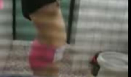 Trang phục có tai phim sec khong che ba người