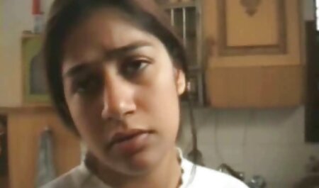 cô gái dễ thương có cách của mình phm sec khong che với anh chàng bị đánh đập