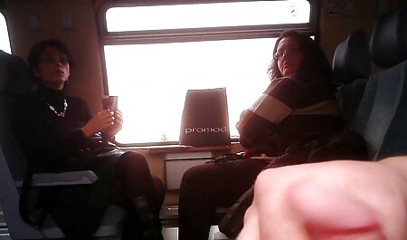 Thiếu niên cho handjob phim sec hay ko che và thổi kèn trong hồ bơi công cộng