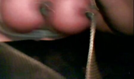 Một âm hộ ướt át .. kiêm kiêm bé phim sec manh khong che