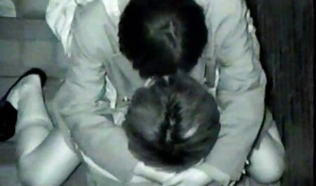 Mẹ là thích thú để làm cho một lesbian sec khong che khiêu dâm video