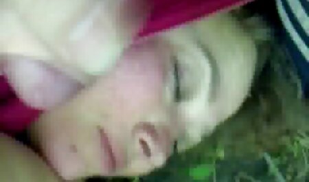 Khổng lồ titted milf thích vuốt ve cocks phim sec che