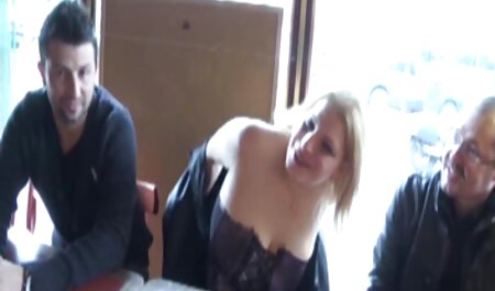 Lelu Love-WEBCAM: seckhong che MasturBAKING Cupcakes With Vibrator Fun